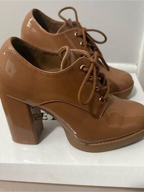 Tan booties |Size 7